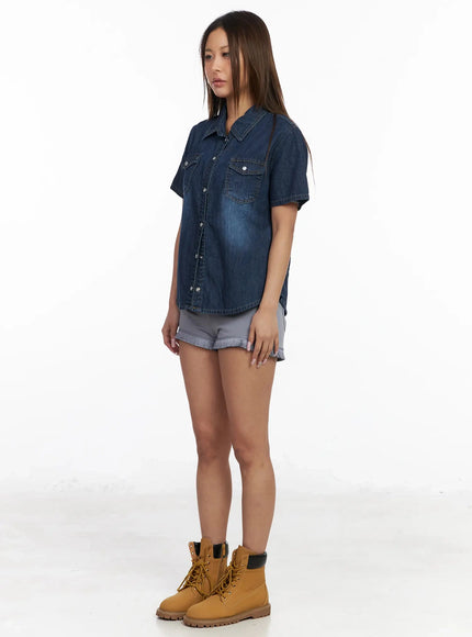short-sleeve-denim-button-up-shirt-iy501