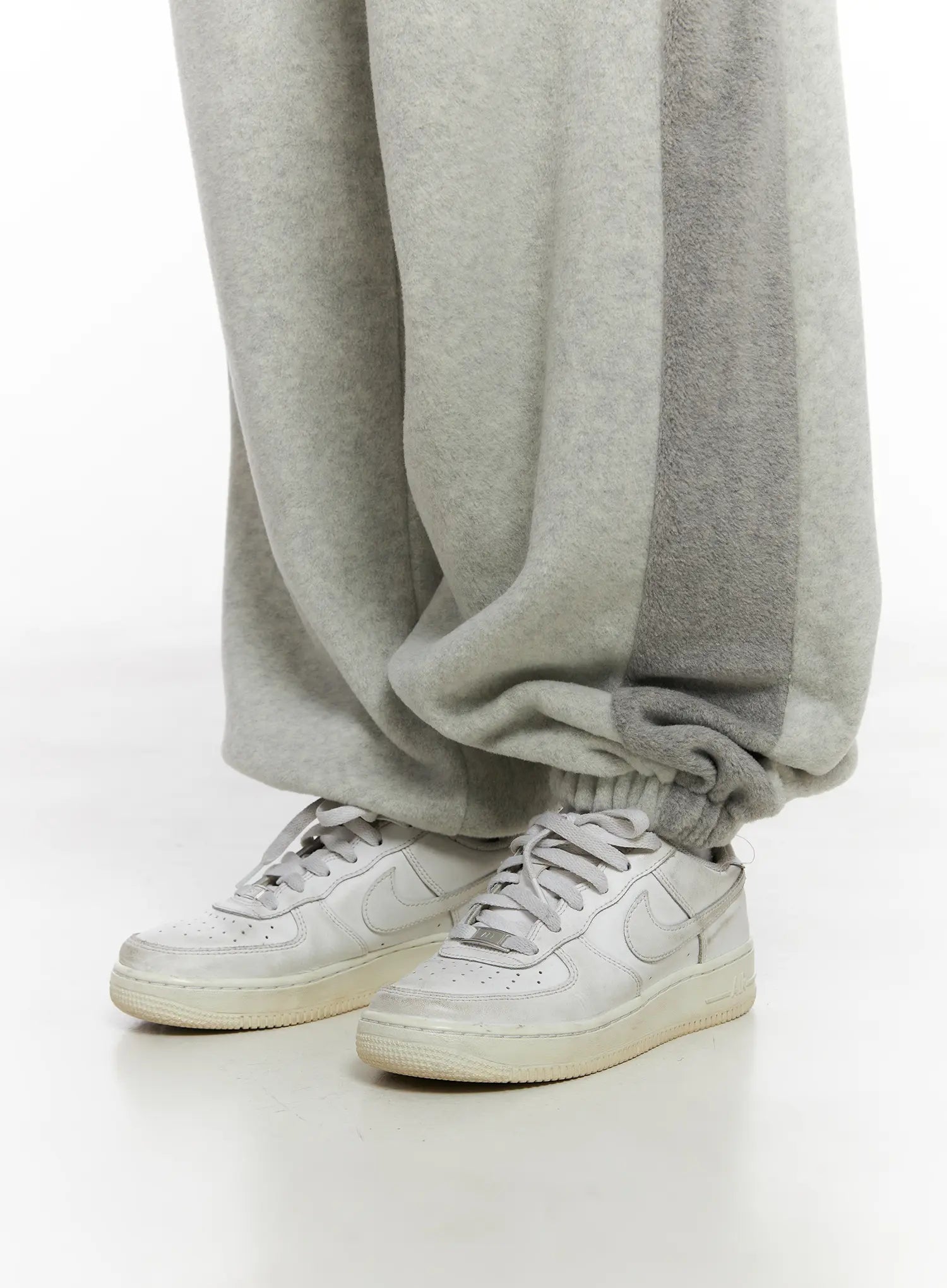 casual-two-tone-sweatpants-co522