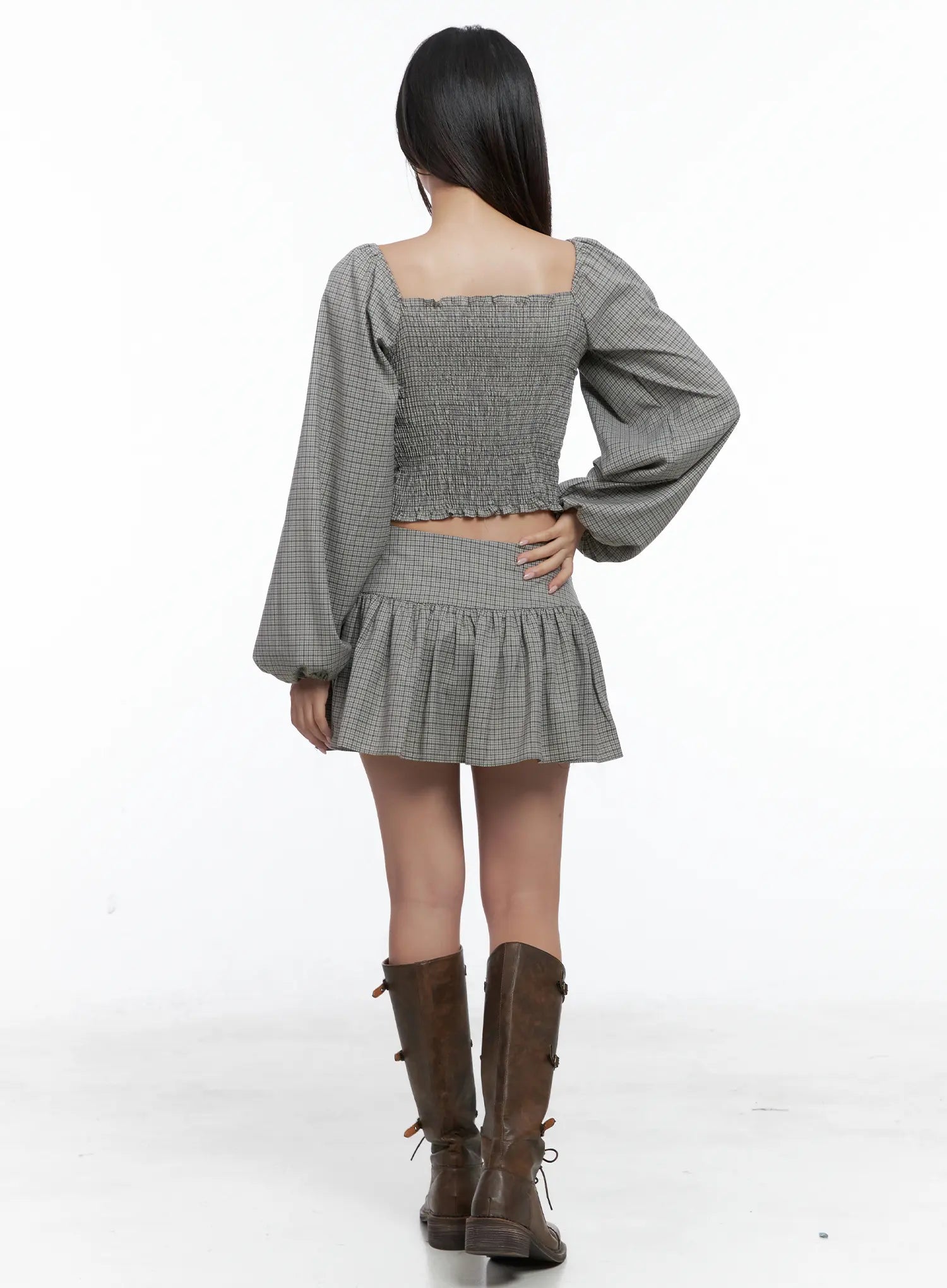 gingham-button-up-puff-sleeve-blouse-cs503