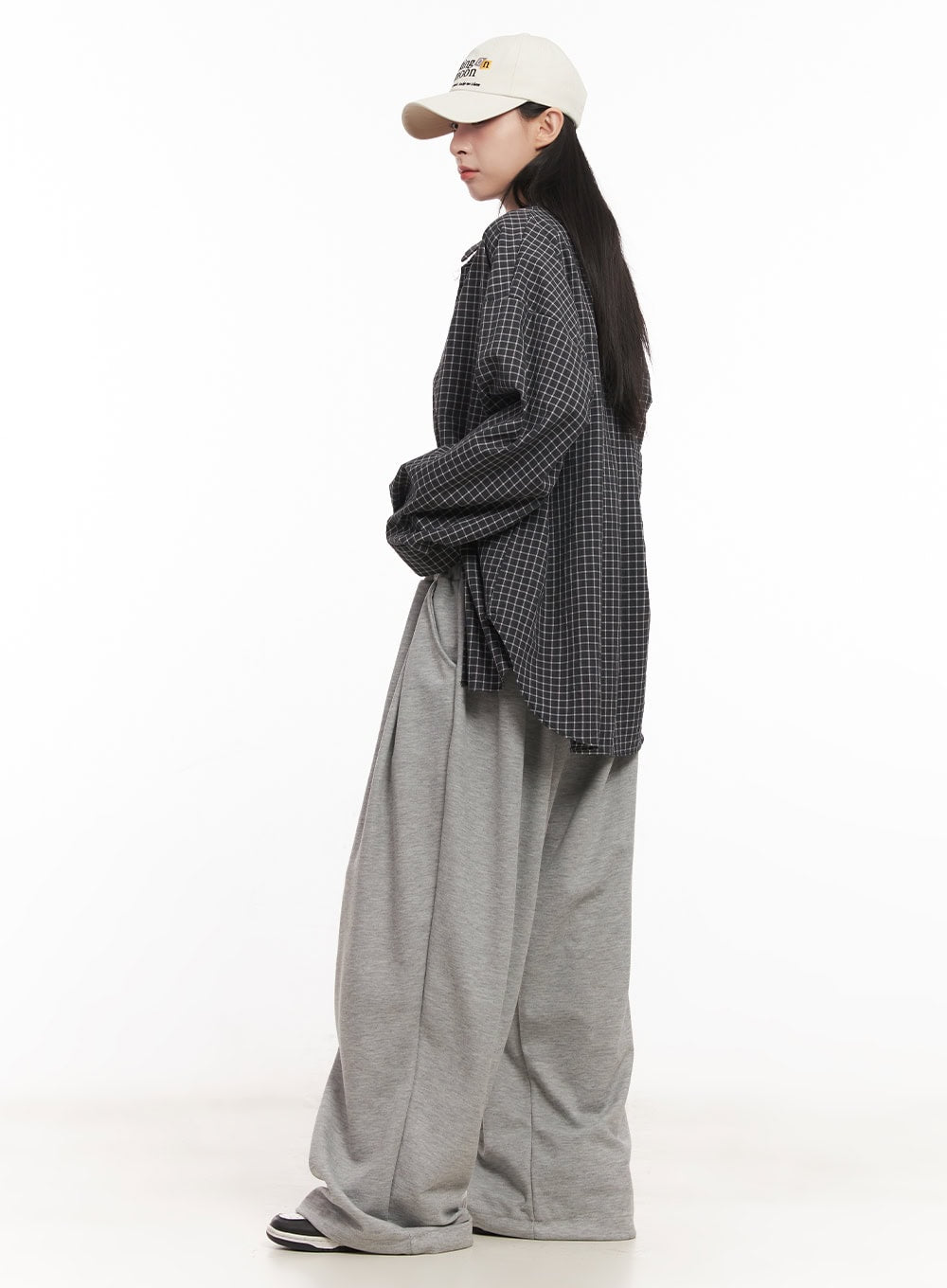 cozy-pintuck-wide-leg-sweatpants-cm517