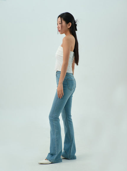 light-wash-bootcut-jeans-cy330