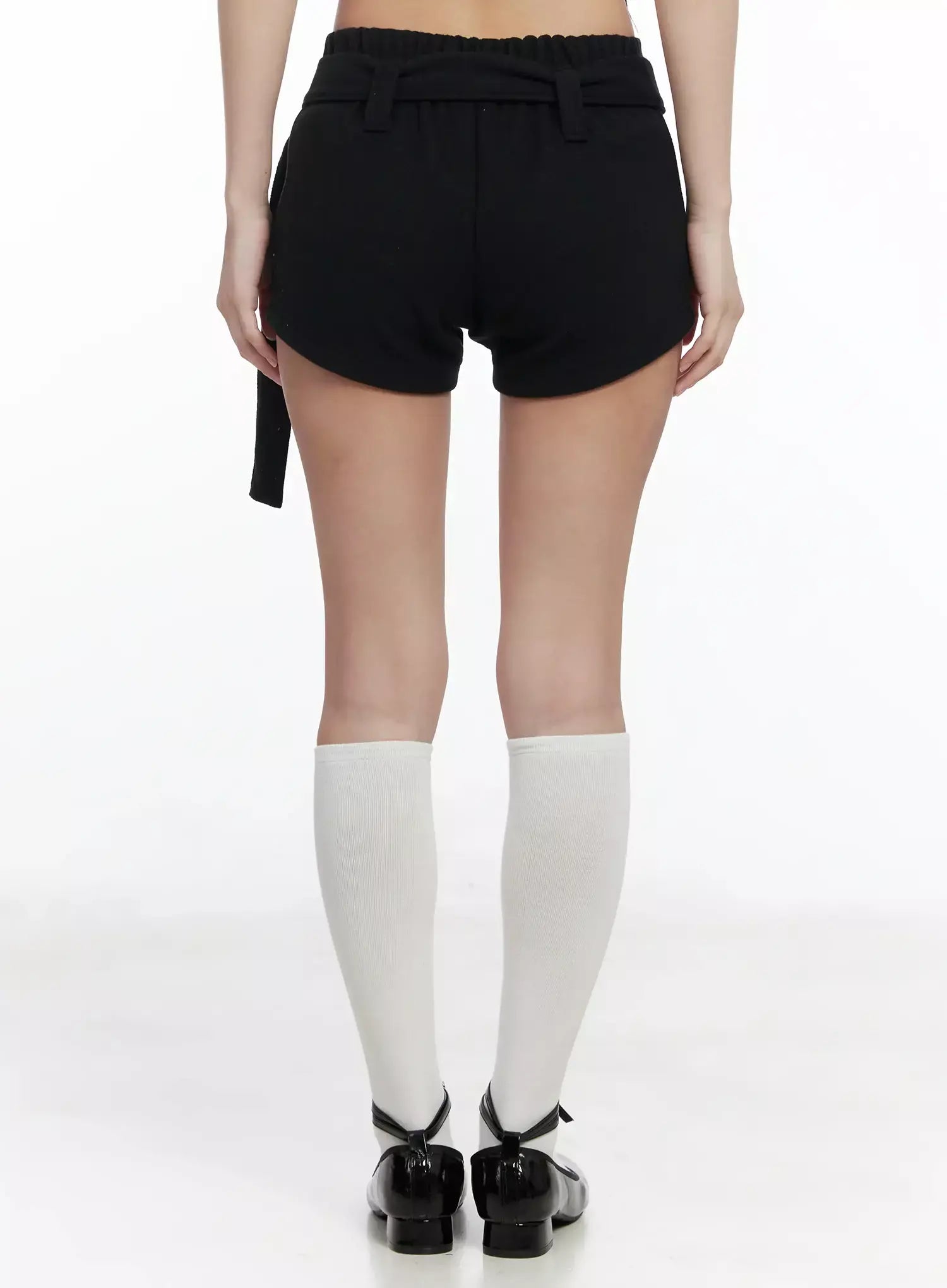 high-waist-belted-shorts-im502