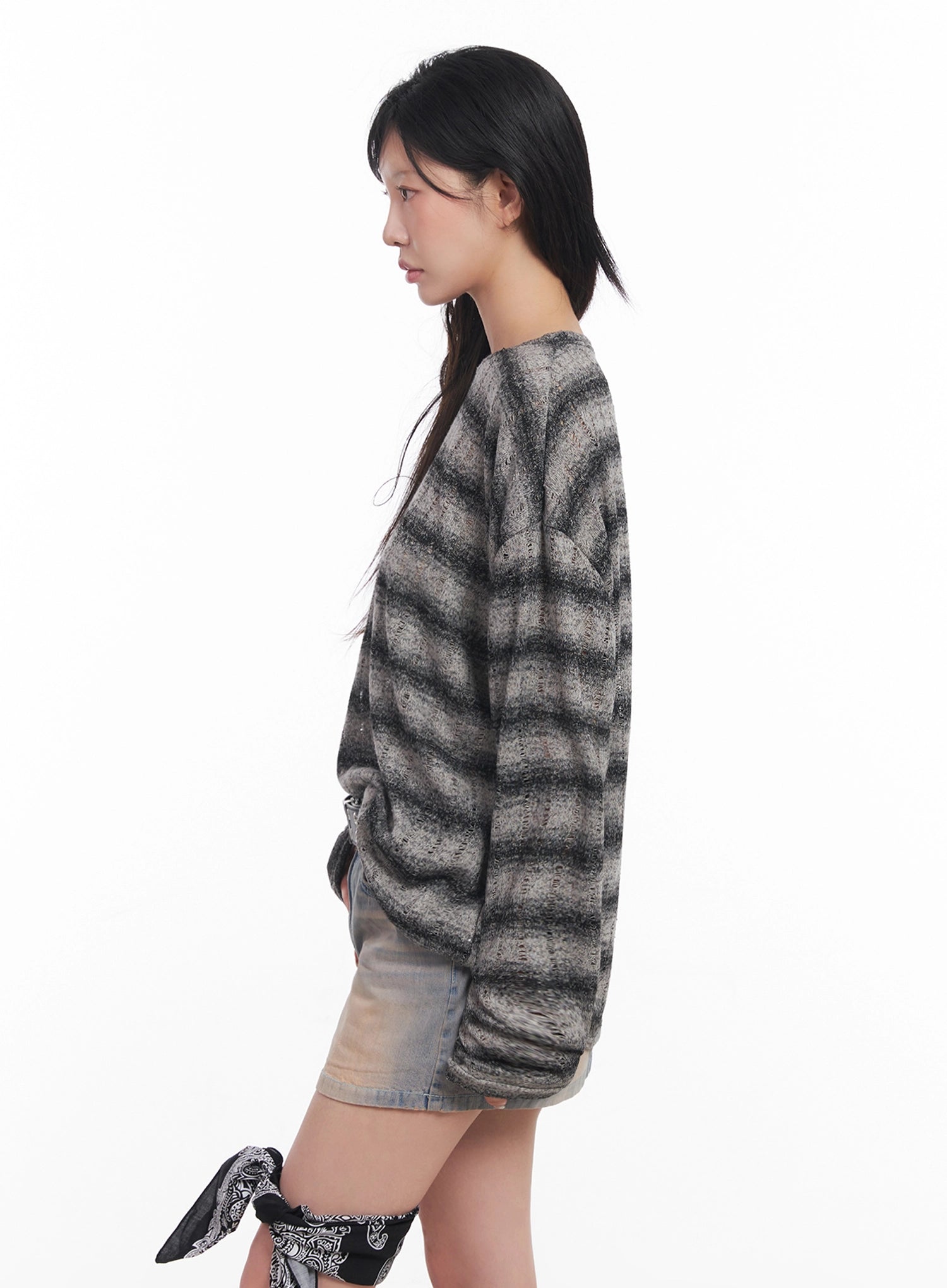 striped-knit-long-sleeve-pullover-ic503