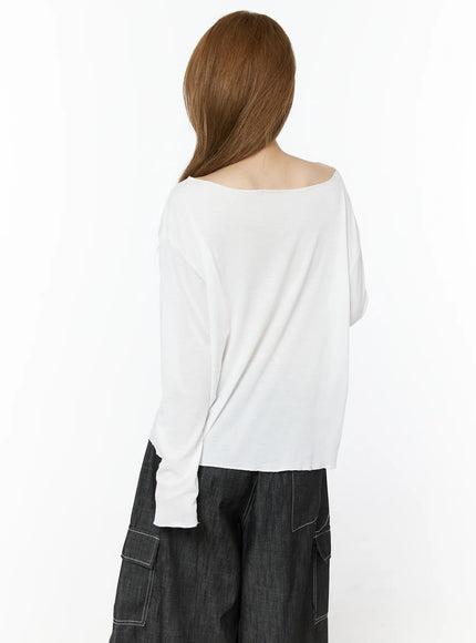 off-shoulder-cross-graphic-top-iu515