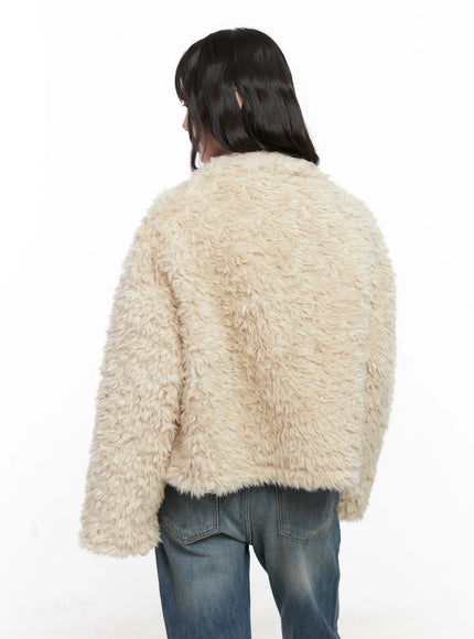 oversized-faux-fur-jacket-cn510