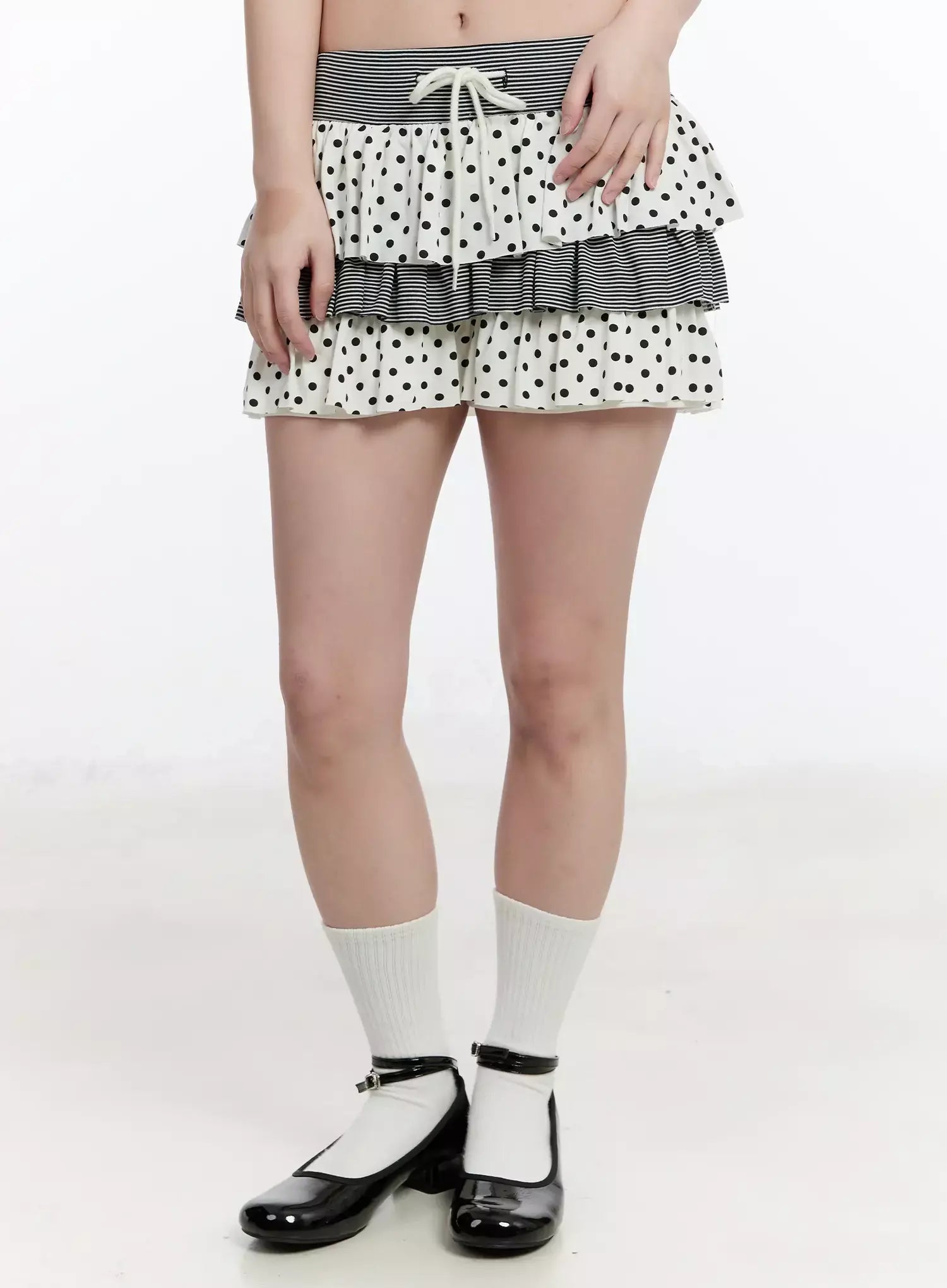 layered-frill-polka-dot-skort-im519