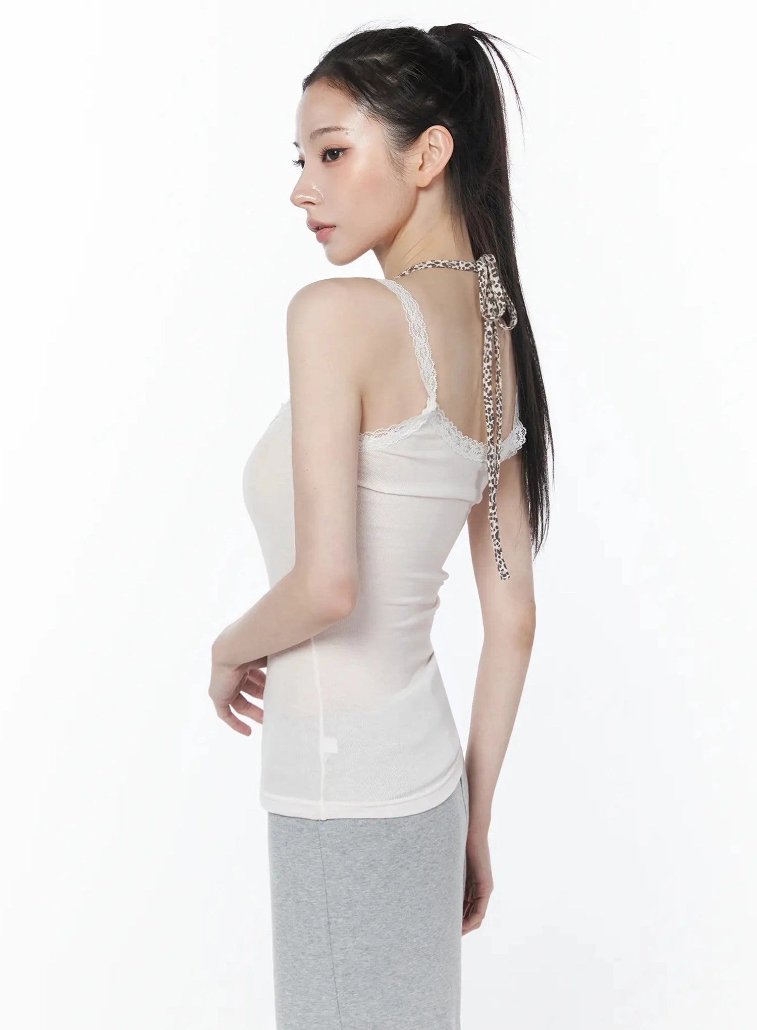 leopard-accent-cami-top-iu512