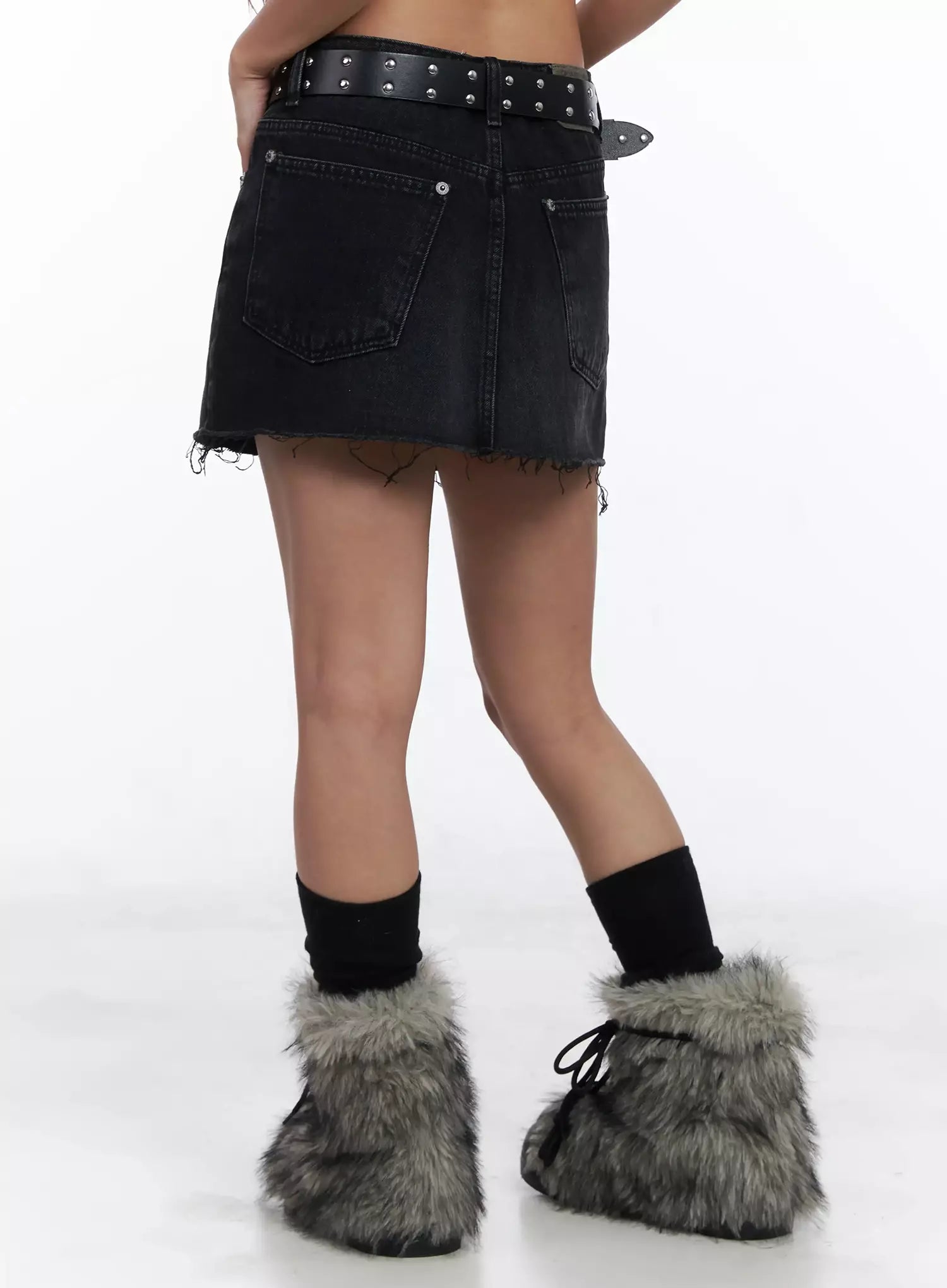 distressed-denim-mini-skirt-in528