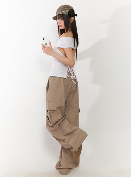 cargo-wide-leg-windbreaker-pants-iy502