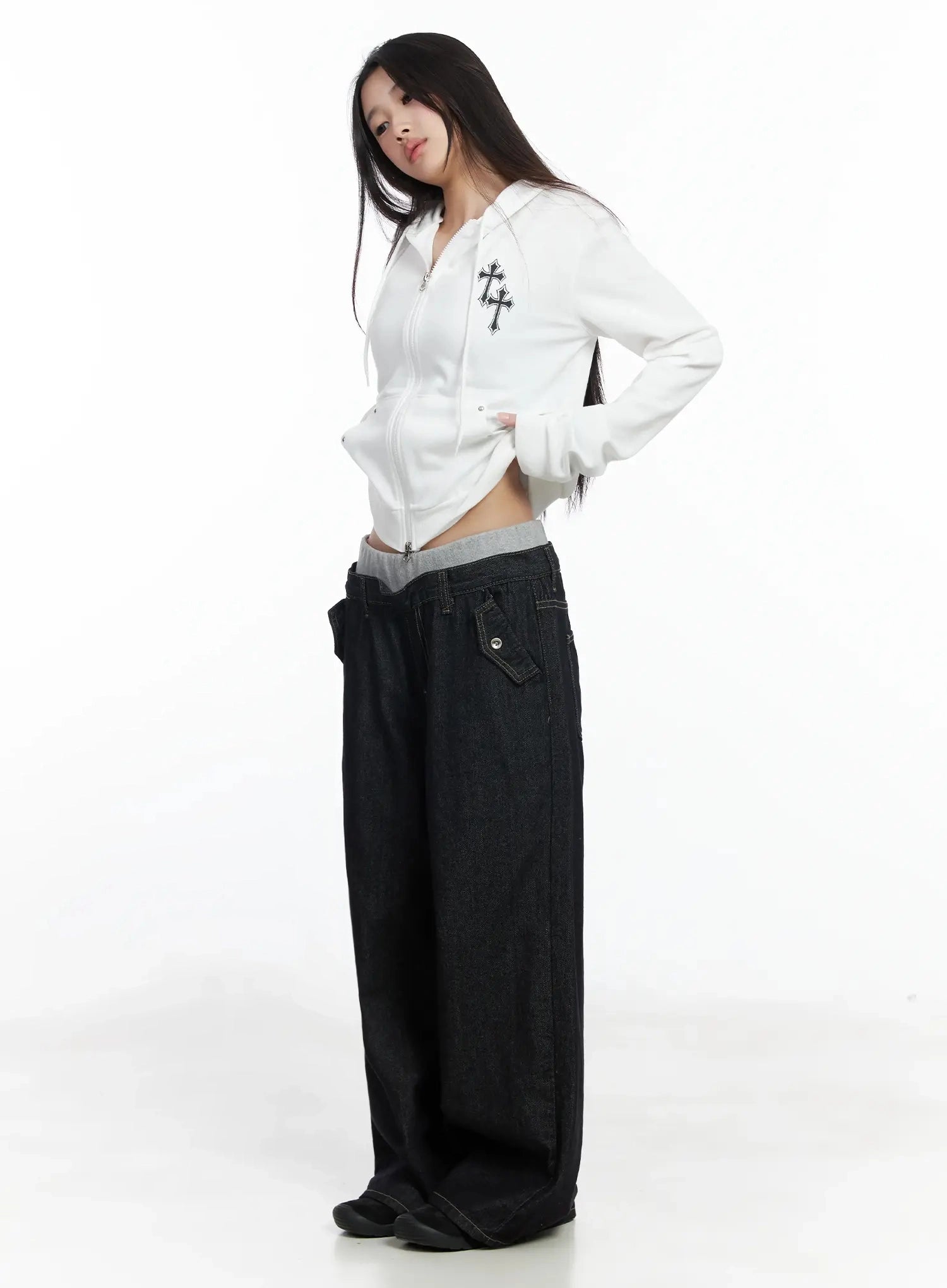 cross-graphic-zip-up-hoodie-im506