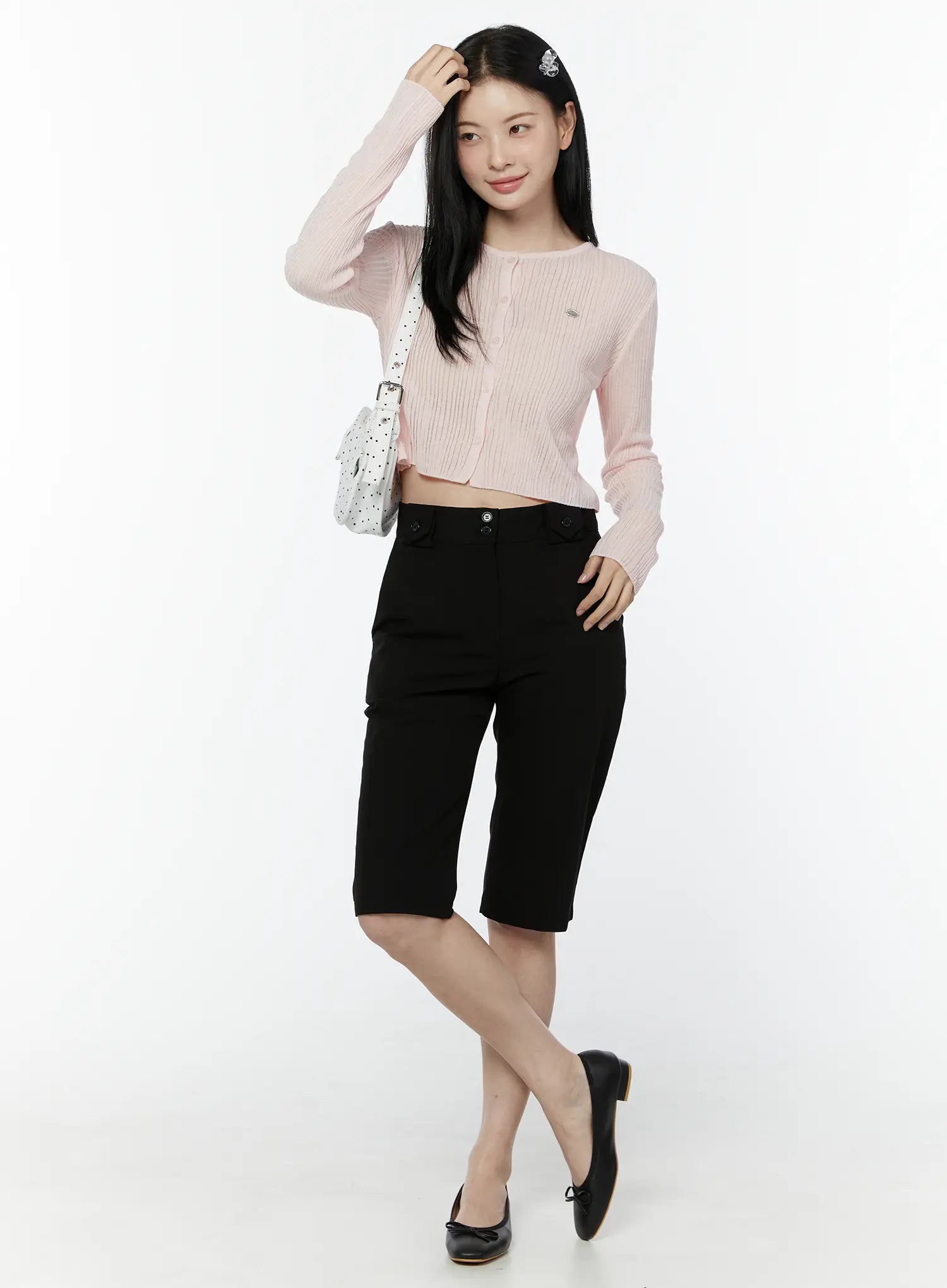 high-waisted-button-capri-pants-iu505