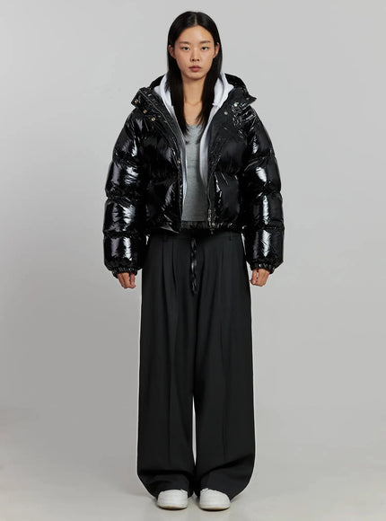 glossy-hooded-puffer-jacket-ij502