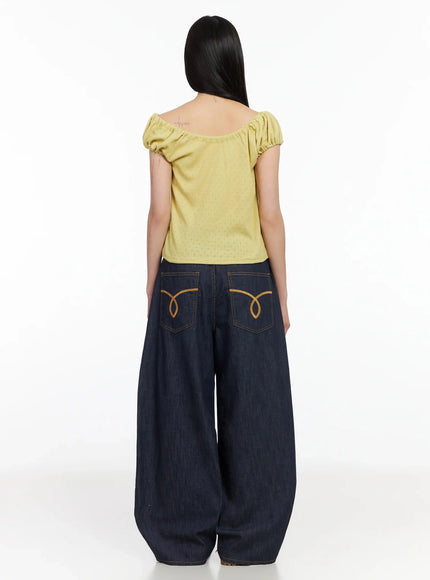 eyelet-ruched-off-shoulder-top-ia523