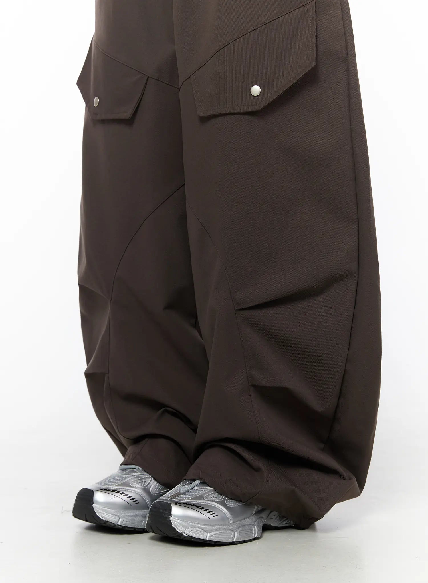wide-leg-pintuck-cargo-pants-cu519