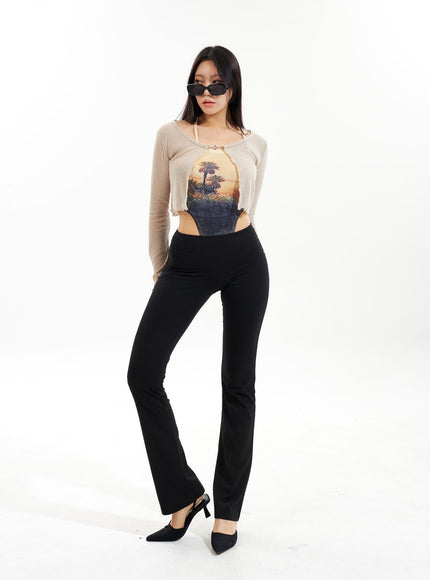 slim-fit-bootcut-pants-iu308