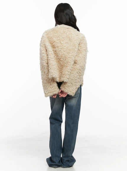 oversized-faux-fur-jacket-cn510