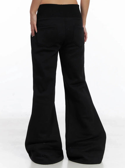 graphic-bootcut-pants-in528
