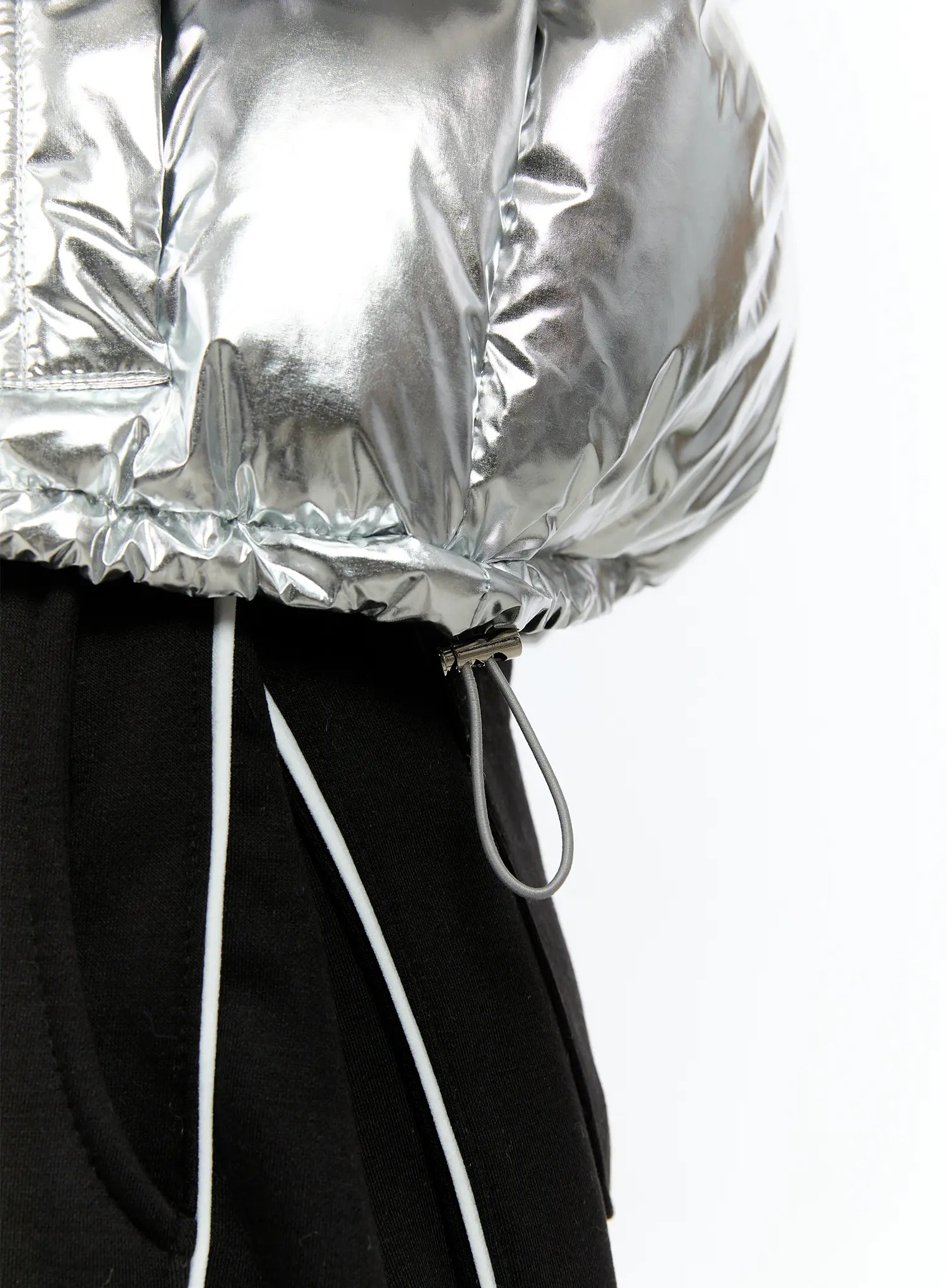 shiny-hooded-puffer-jacket-cn517