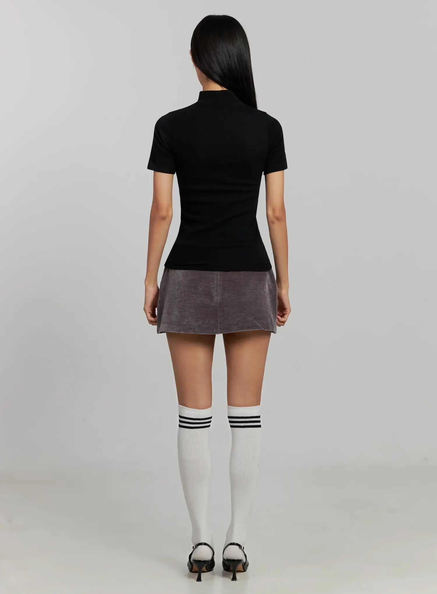 mock-neck-short-sleeve-top-ij502