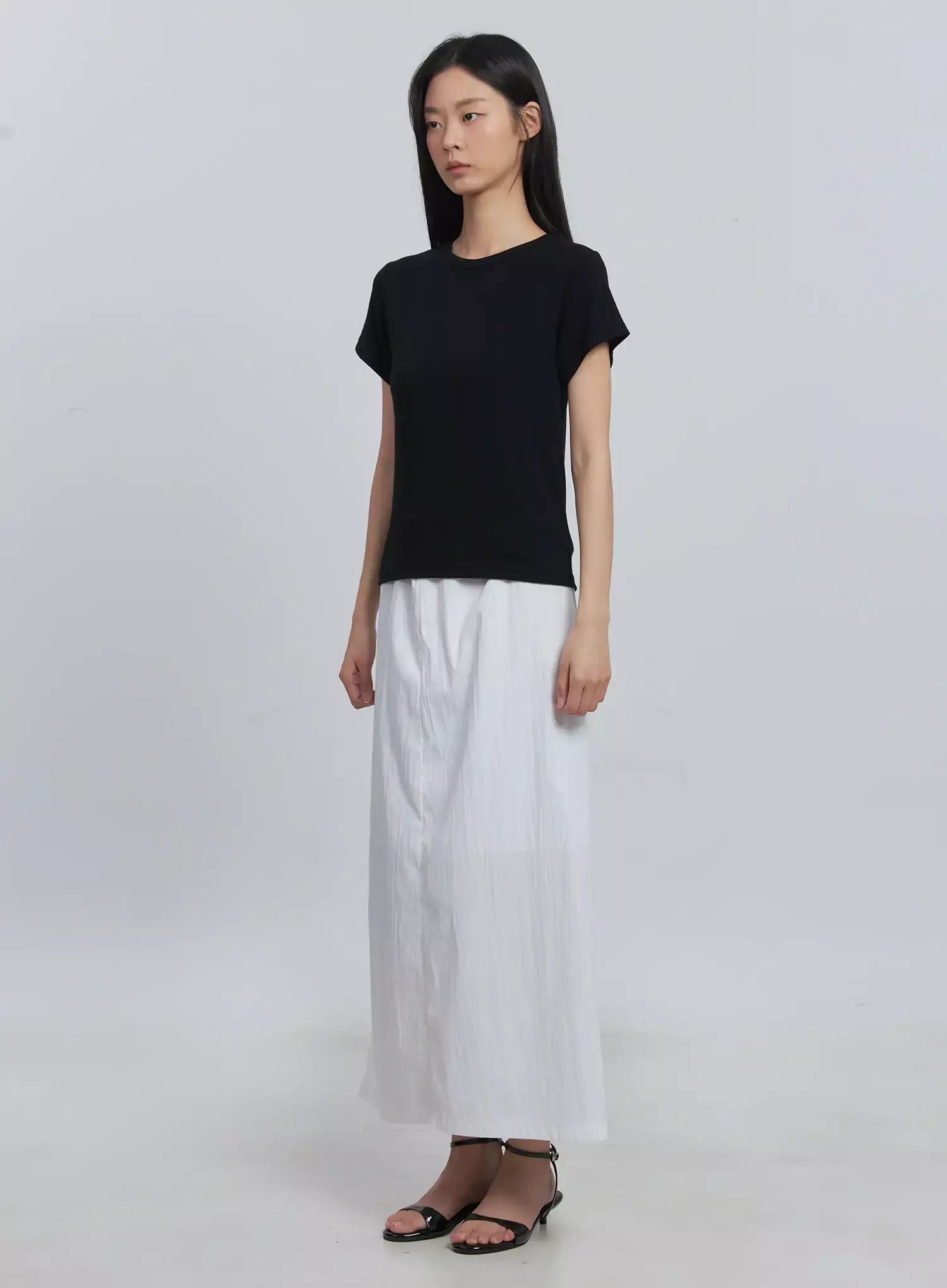 loose-fit-short-sleeve-tee-iu512