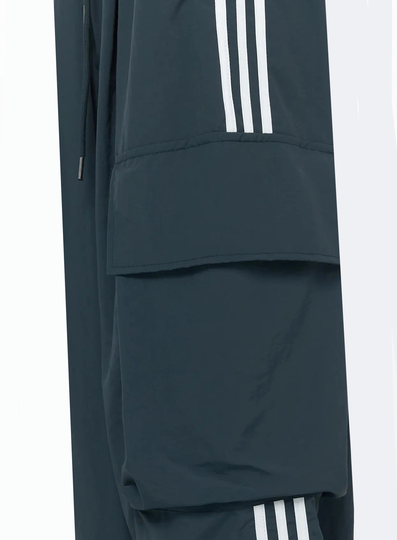 nylon-cargo-track-pants-iu512