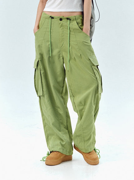 nylon-baggy-cargo-pants-iu330