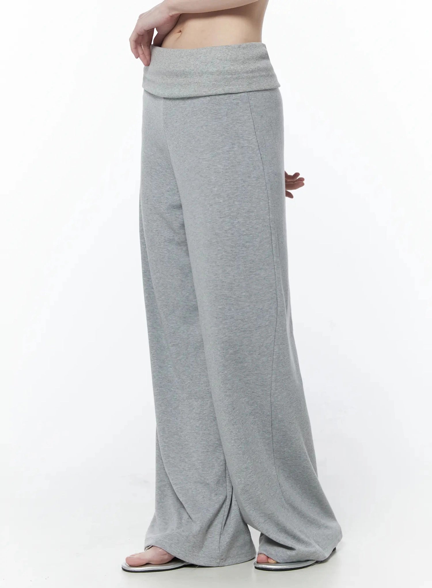 wide-leg-foldover-sweatpants-iu512