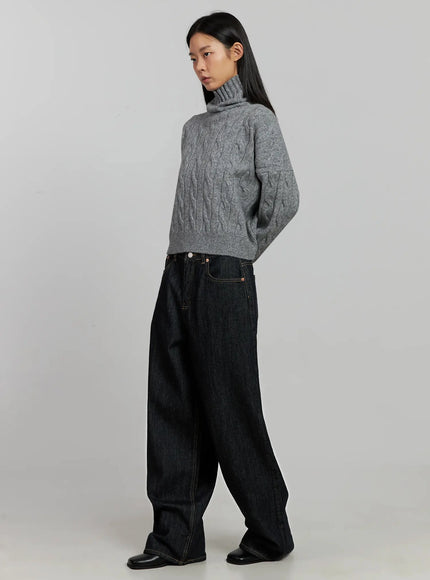 cable-knit-turtleneck-sweater-ij502