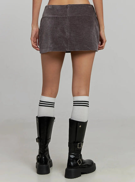 velvet-low-rise-mini-skirt-ij502