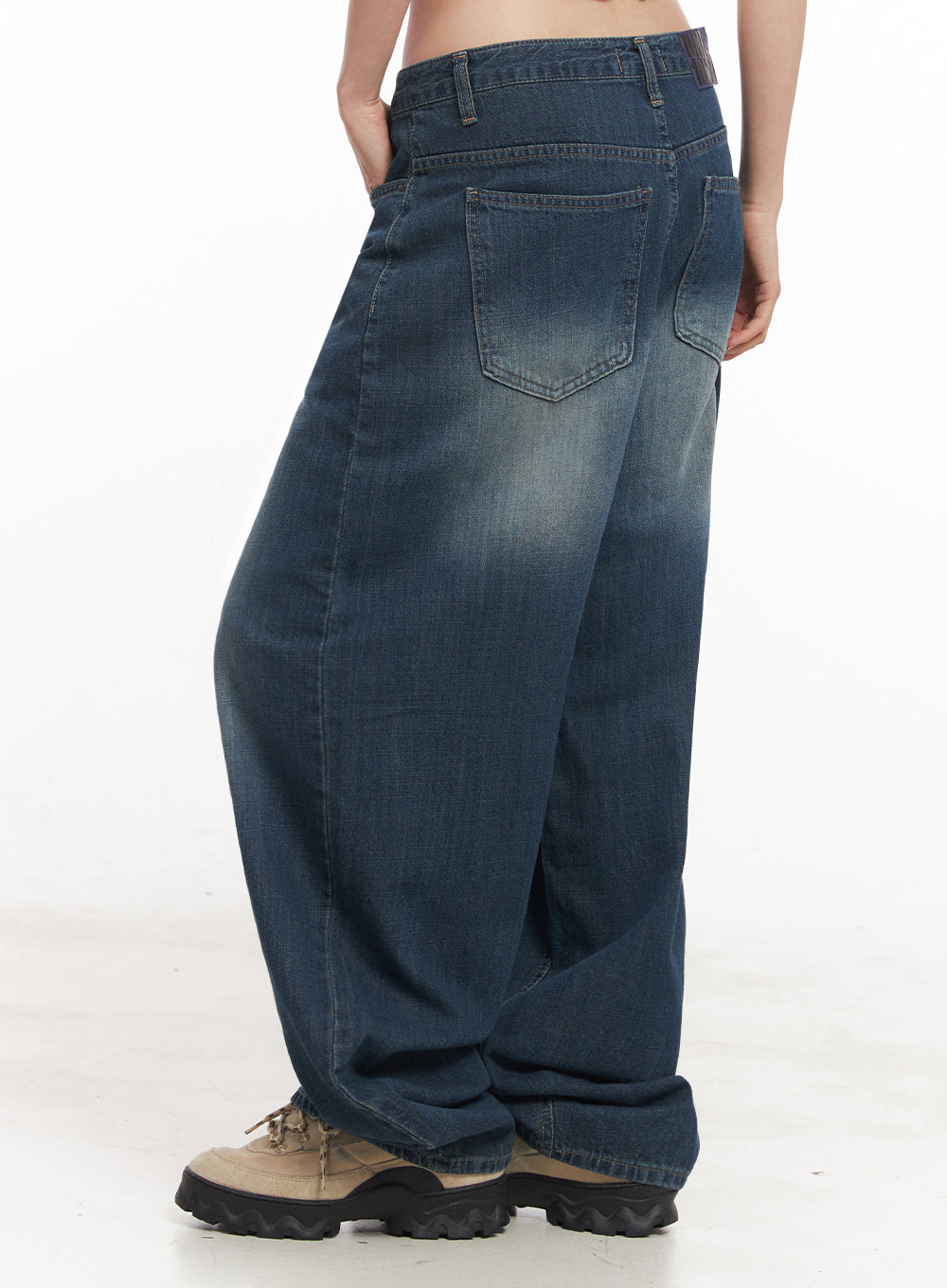 selene-baggy-jeans-iy516