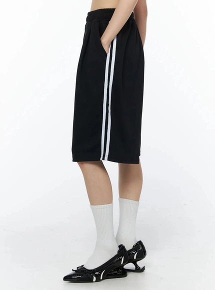 athletic-bermuda-shorts-iy525