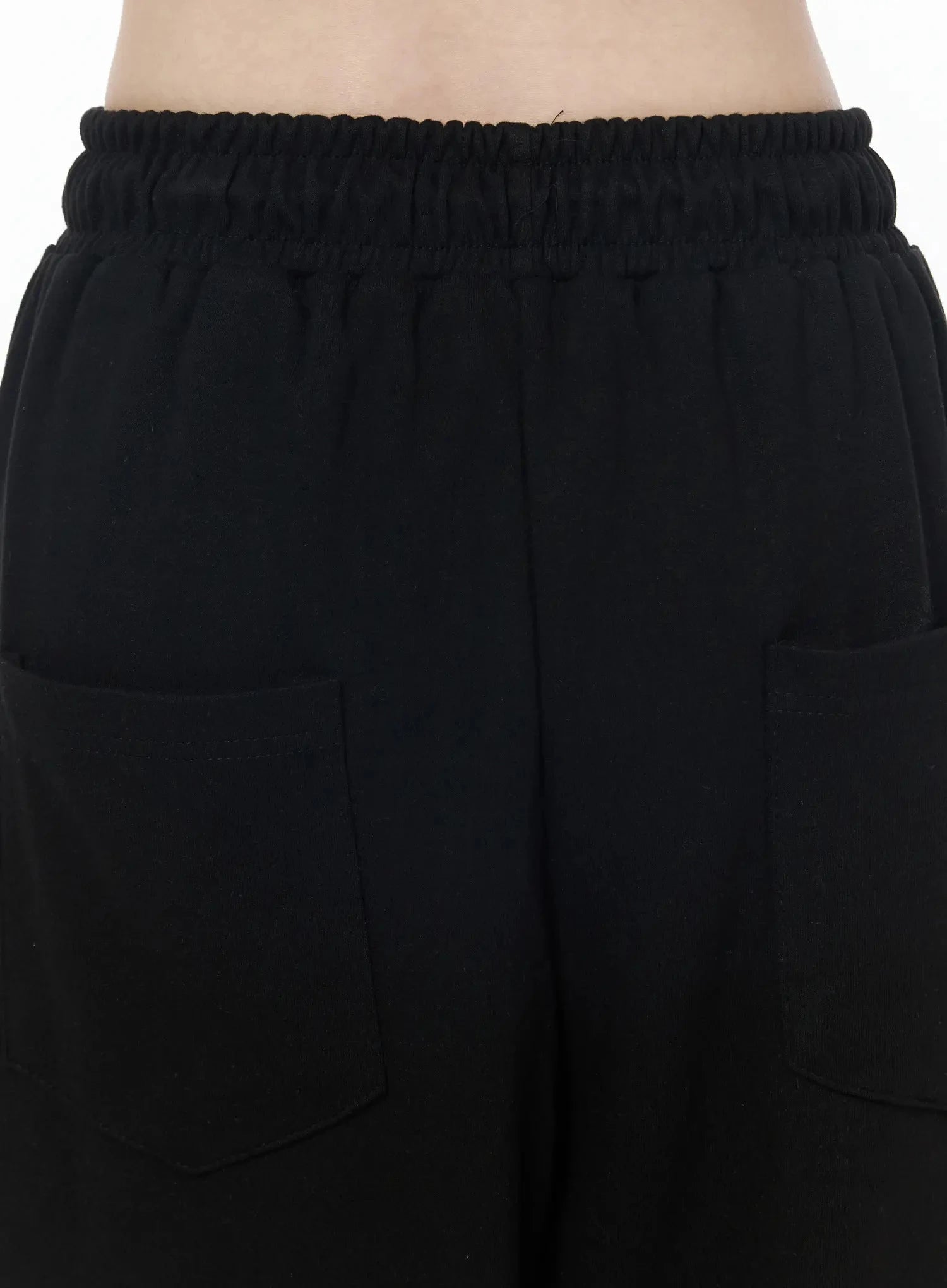 balloon-fit-sweatpants-iu512