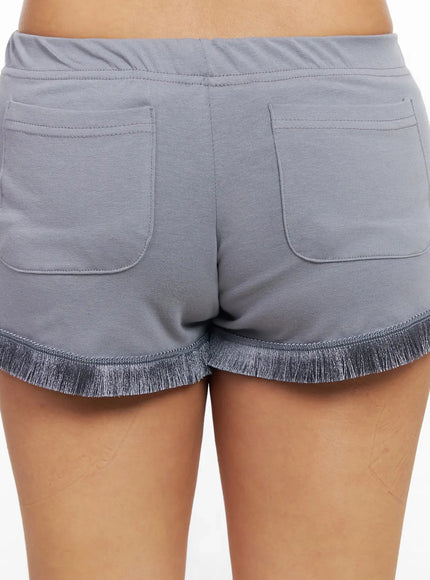 fringe-trim-shorts-iy501