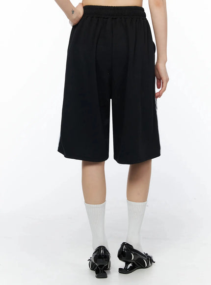 athletic-bermuda-shorts-iy525