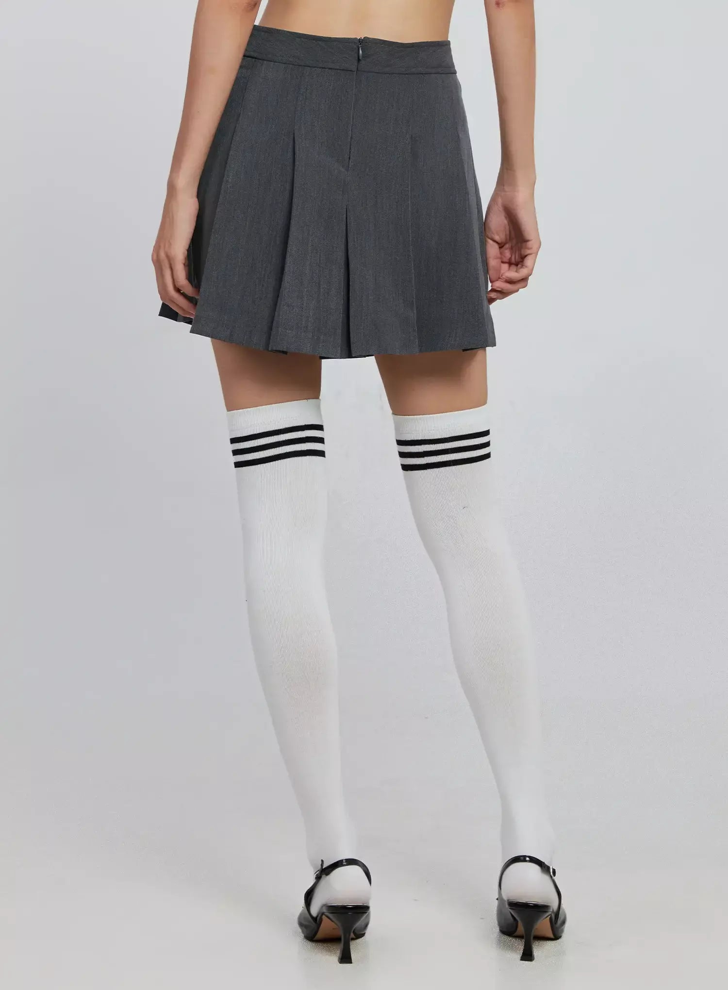 classic-schoolgirl-skirt-io530