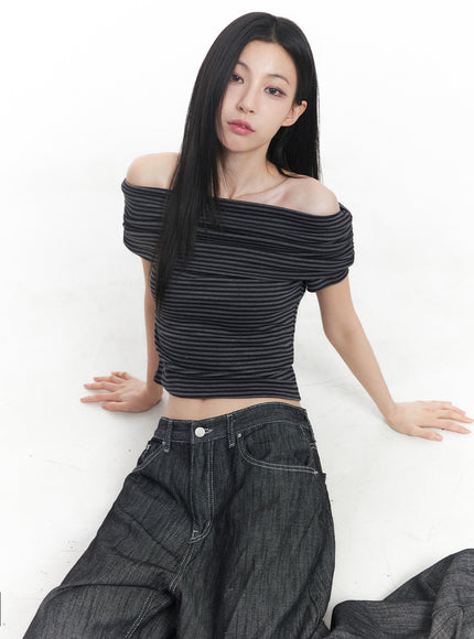 off-shoulder-striped-tee-iy516
