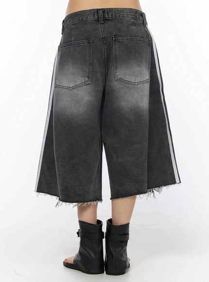 elya-distressed-bermuda-jorts-iu509
