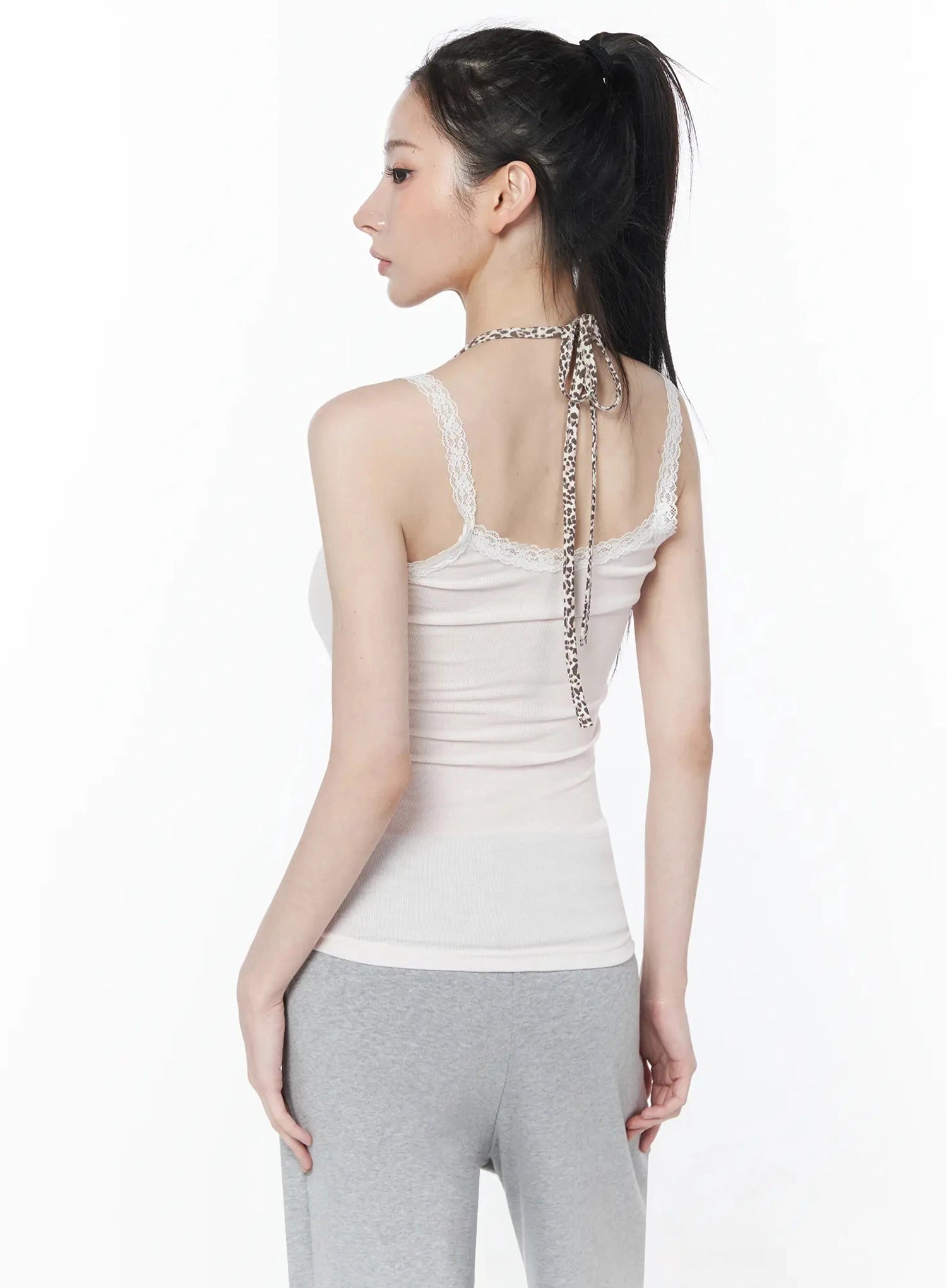 leopard-accent-cami-top-iu512