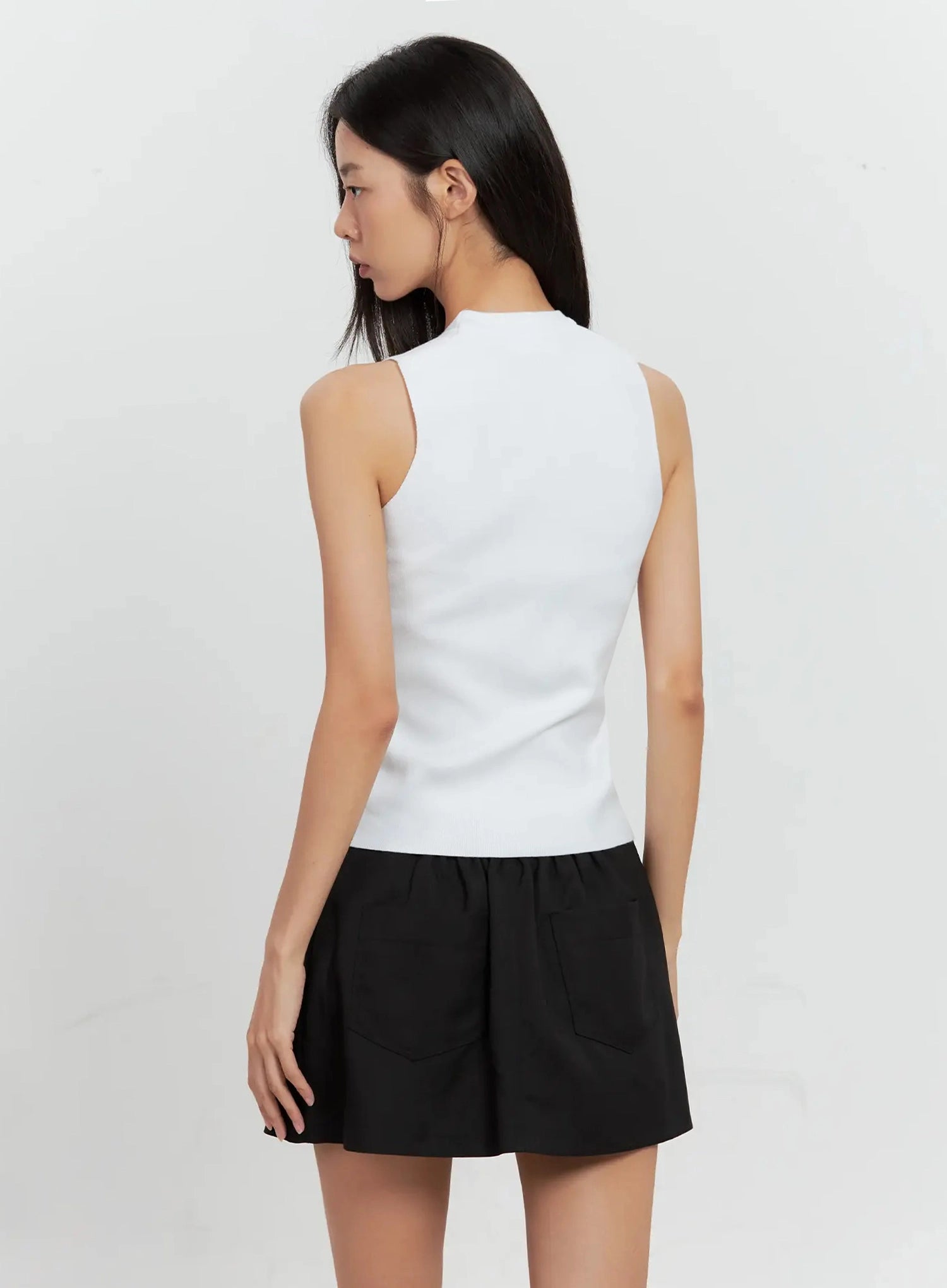 u-neck-knit-tank-il528