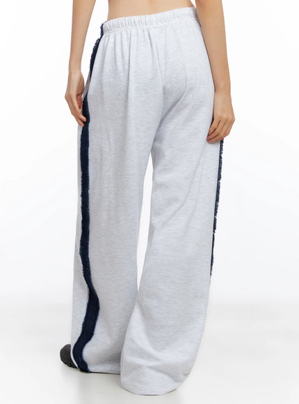 relaxed-fit-denim-stripe-sweatpants-co517