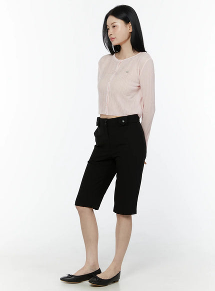 high-waisted-button-capri-pants-iu505