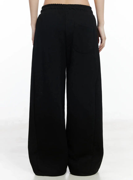 relaxed-wide-leg-sweatpants-im504