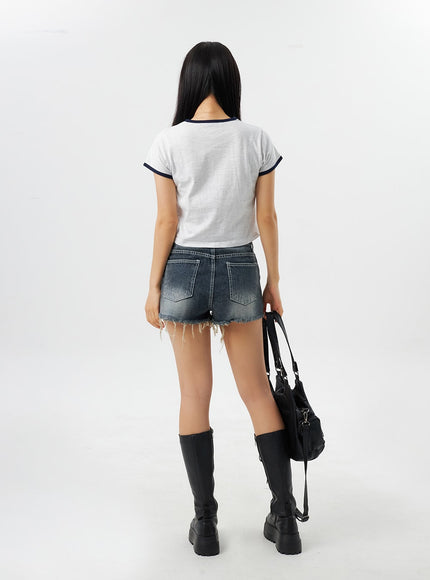 Mid-Rise Ripped Denim Shorts CY315