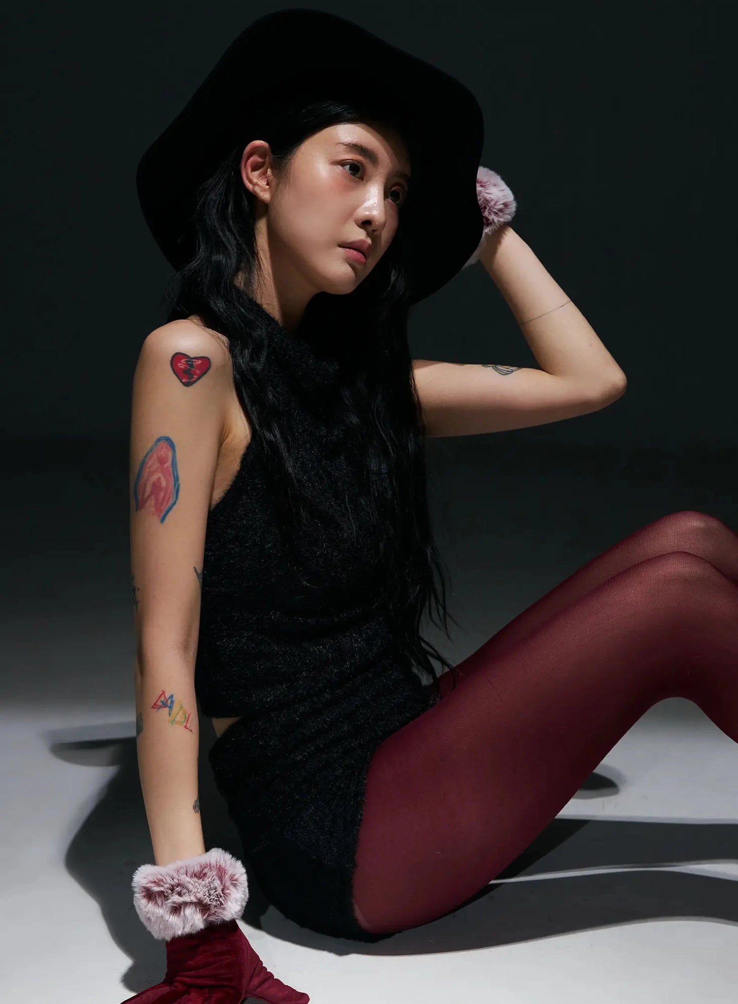 textured-knit-turtleneck-top-in528