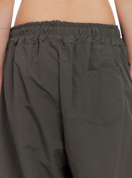 relaxed-fit-draw-string-pants-is515