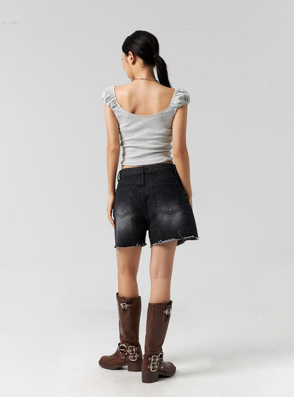 low-rise-wide-denim-shorts-cg302