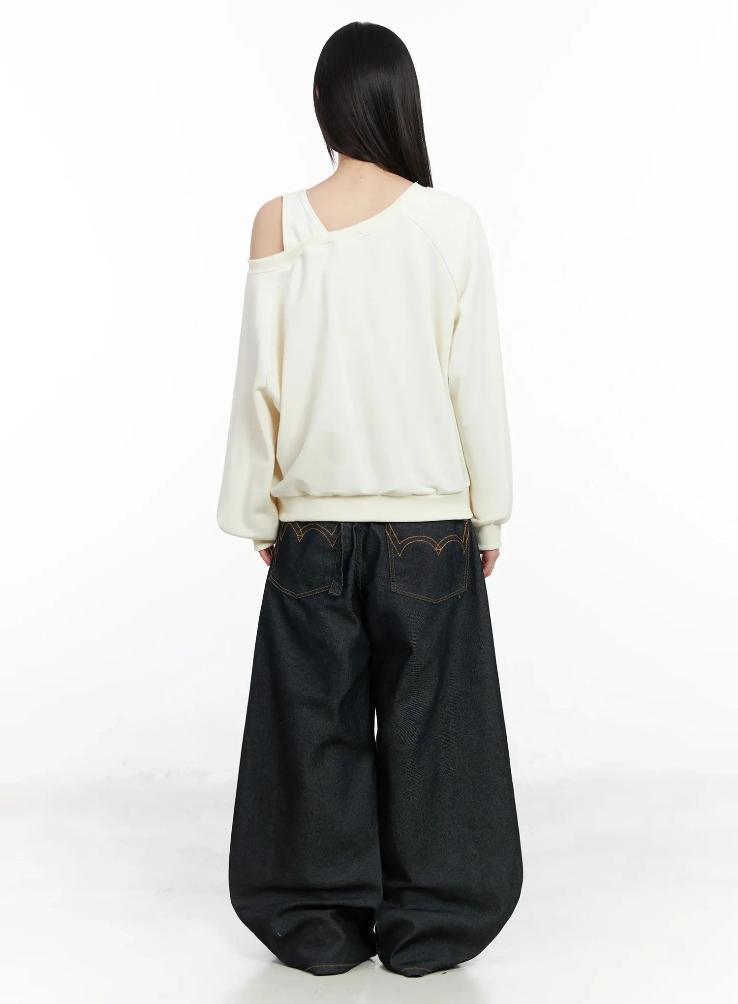 casual-asymmetric-sweatshirt-im523