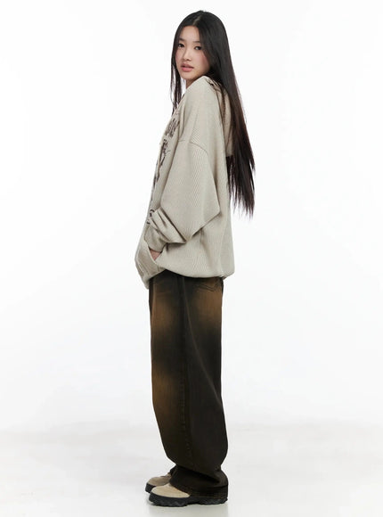 ribbed-graphic-knit-hoodie-im502