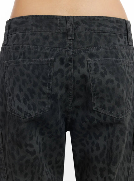 leopard-print-flare-pants-ia508
