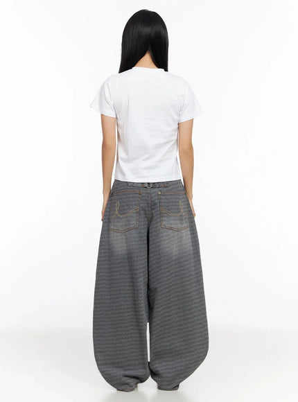 anime-print-graphic-t-shirt-ca513